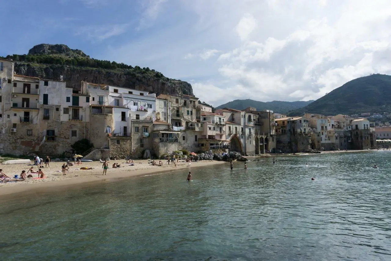 Villa Santa Lucia Cefalu Italy